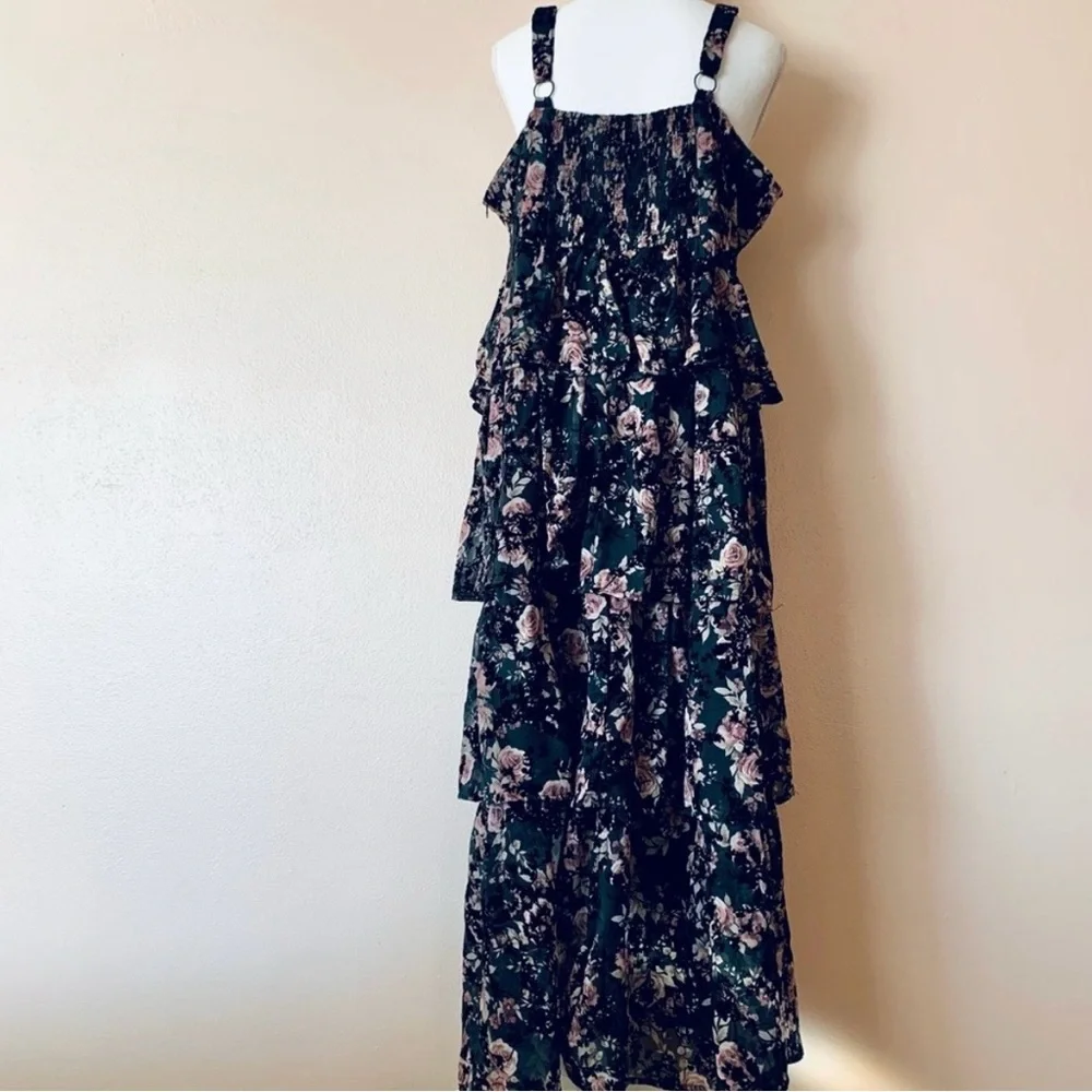 Arula Black & Pink Velvet Floral Sleeveless Tiered Maxi Dress - Picture 4 of 7